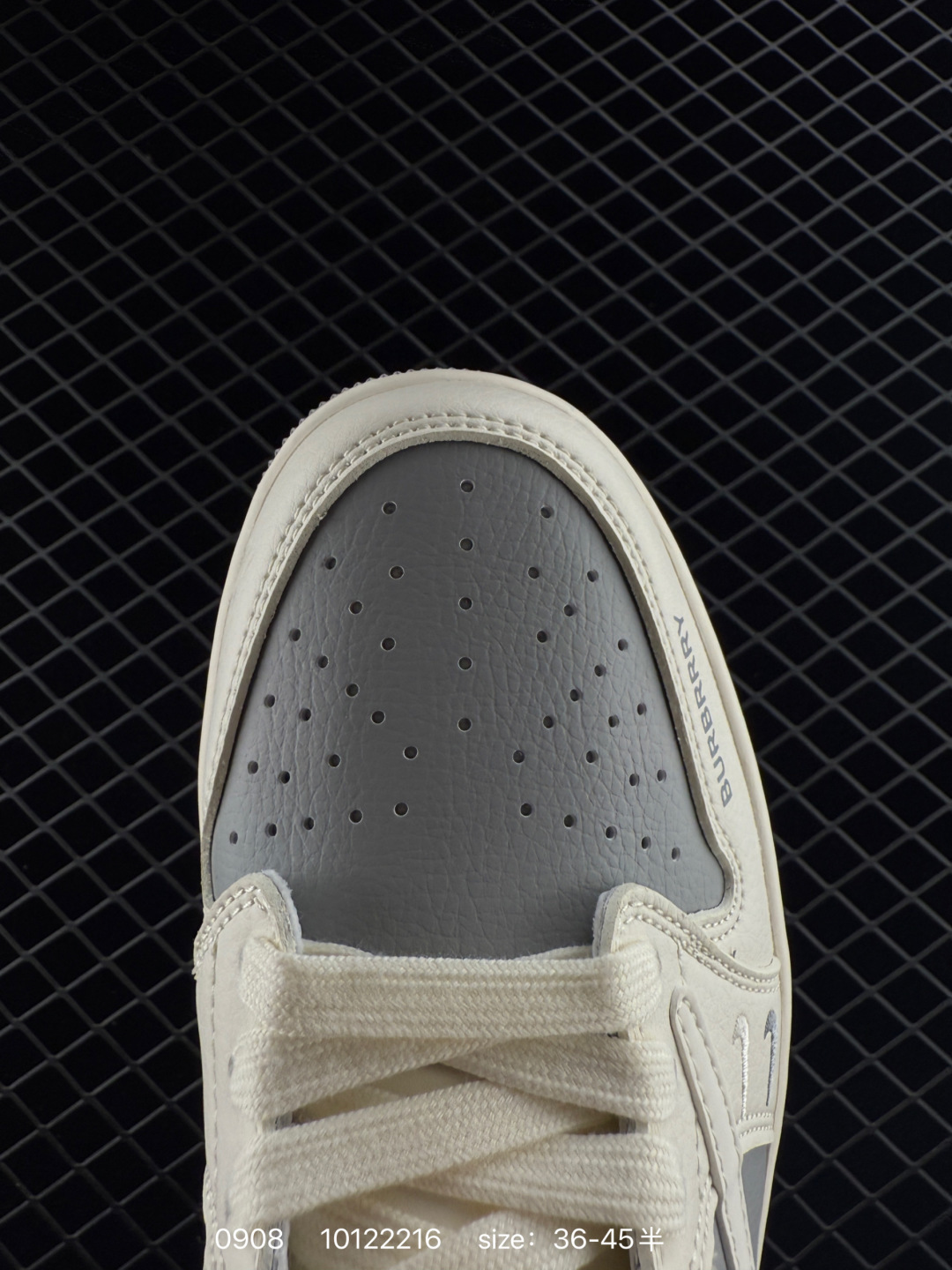 Travis Scott x Air Jordan 1 ” Reverse Mocha “